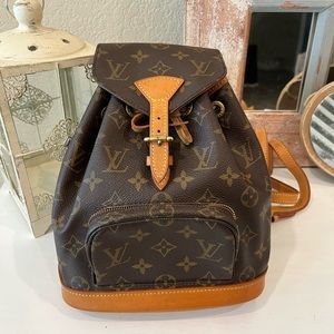 Louis Vuitton Montsouris PM